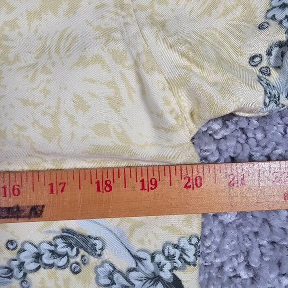 Tommy Bahama Women Silk Floral‎ Shirt Size Large Beach Resort Vacation Casual - Picture 8 of 11